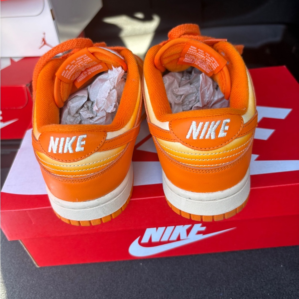 Nike Women’s Bright Orange Sneakers - Picture 4 of 6
